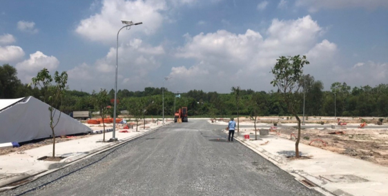 Bán đất vị trí đẹp giá rẻ đối diện kcn vsip2 mặt tiền dt742