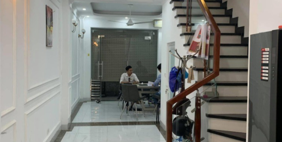 Nhỉnh 5 tỷ nhà siêu đẹp, oto đỗ cửa, KD đắc địa Tôn Đức Thắng.