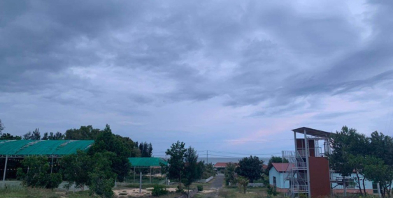 CẦN TIỀN BÁN GẤP RESORT SÁT BIỂN VỊ TRÍ ĐẸP ĐANG HOẠT ĐỘNG