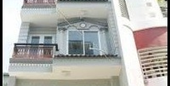 MT Nguyễn Cửu Vân, P.17, BT, DT: 6.5x20m, 5 lầu