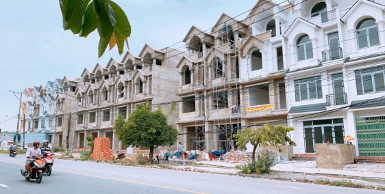 Cần bán căn nhà phố dãy mặt tiền của dự án Phú Hồng Thịnh liền kề Thủ Đức