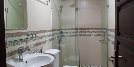 Bán nhà phân lô, ô tô Nguyễn Chí Thanh, 5 tầng, giá  7 ty