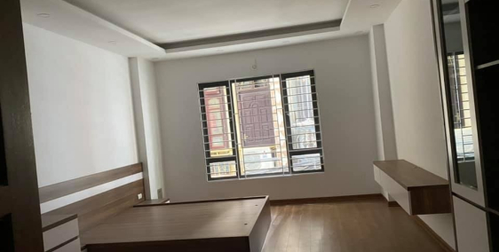 Mặt phố Nguyễn Lương Bằng giá 18 tỷ, 57mx5 tầng, kinh doanh đông đúc