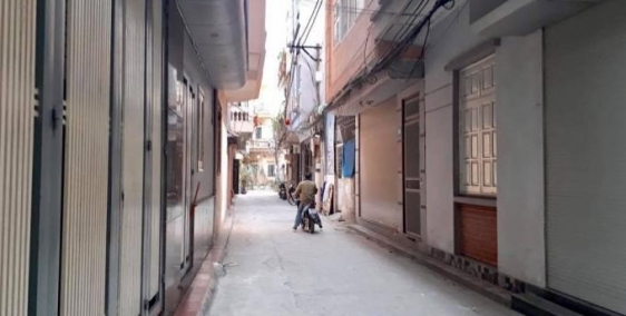 Bán gấp nhà đẹp, chắc chắn phố Lê Thanh Nghị, HBT, Hà Nội, lô góc, 2 mặt thoáng,