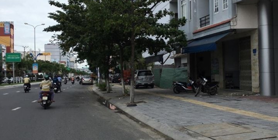 bán đất mặt tiền Đống Đa 67,5 m2