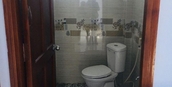 Bán nhà 1 trệt, 2 lầu gần chợ Xuân Thới Sơn