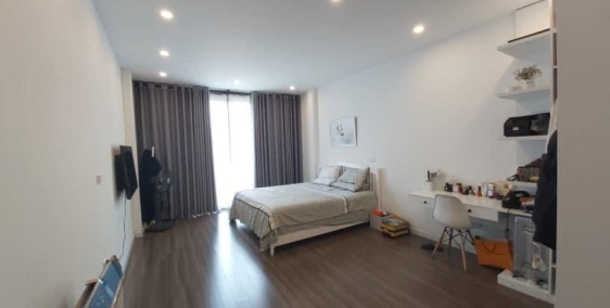 Bán nhà phố Hoa Lâm, Long Biên, 30m2 4 tầng, giá 1.95 tỷ.