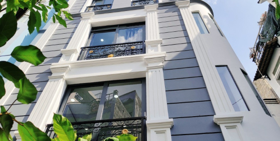 BÁN NHÀ PHÚ NHUẬN. HẺM XE HƠI ĐỖ CỬA, KHU VIP HỒ BIỂU CHÁNH. NGANG 7M.