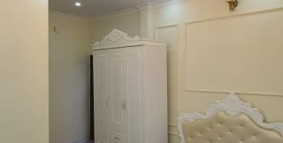 Bán nhà phố Nguyễn Trãi, 46m2, 5 tầng, MT 4m, giá 4.7 tỷ. 0906626679.