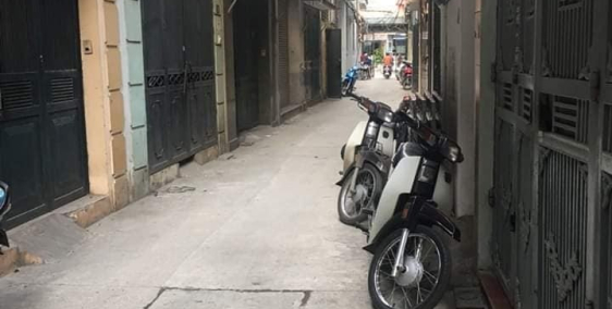 Bán nhà Đào Tấn ở luôn. 35m2 x 5tầng, gần ô tô. Giá 3,2tỷ