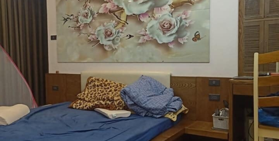 Cần bán gấp Mặt ngõ Võ Chí Công giá 13 tỷ, 104m2, oto đỗ, MT 5m