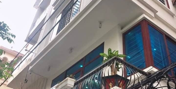 Bán nhà ở khu vực phố Huỳnh Thúc Kháng – Đống Đa - Hà Nội. DT37m2x4Tầng. LH 0987