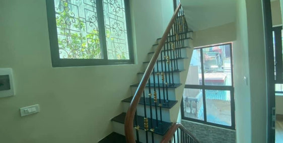 BÁN NHÀ MẶT PHỐ KHƯƠNG THƯỢNG.DT 40m2. MT 7.3m.Ô TÔ VÀO NHÀ.