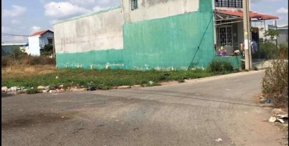 Do định Cư nước ngoài nay cần bán gấp căn nhà (SHR)