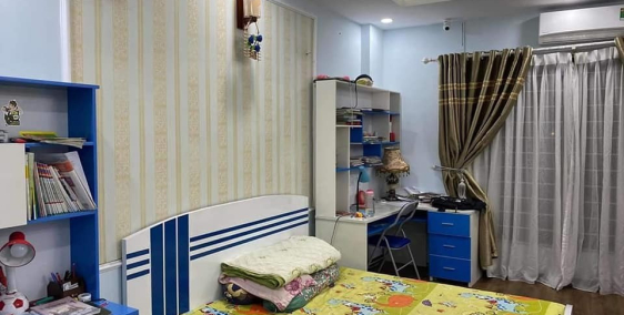 Bán nhà Phố Chùa Quỳnh Hai Bà Trưng DT 40m2 5 tầng – Giá:4,2 tỷ