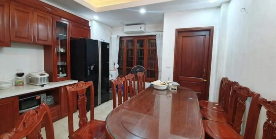 BÁN GẤP NHÀ ĐẠI LA, HAI BÀ TRƯNG 40M2X5T, 4.8 TỶ.LH 0912366632.