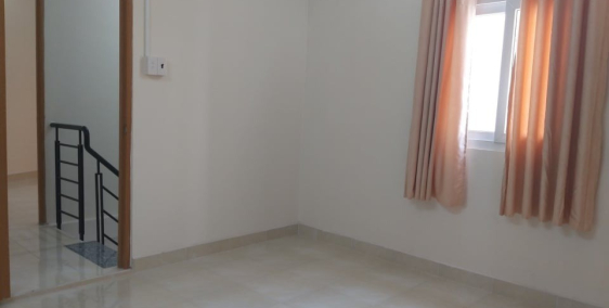 CHỦ KẸT TIỀN bán nhanh, Trung tâm Quận 10, HXHLT, chỉ 4.69 tỷ. LH: 0359828688.