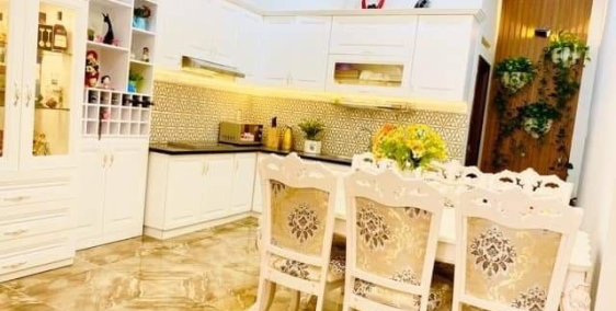 Bán nhà MẶT TIỀN đường số Q7, nhà mới ,full nội thất dọn vào ở ngay.