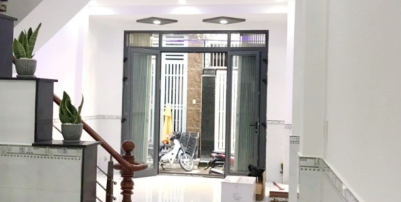 Bán nhà mới 2 lầu hẻm 158 Bùi Minh Trực Phường 5 Quận 8 + Diện tích: 4.1 x 11m