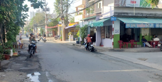 Cần bán gấp căn nhà gần Chợ Thủ Đức.