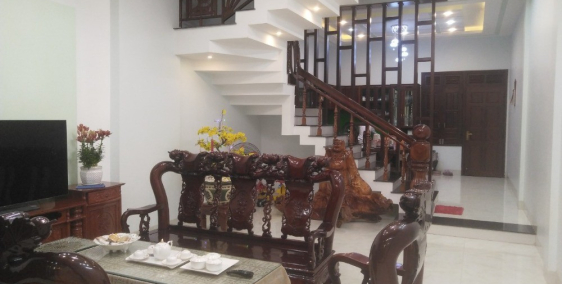 Nhà Mặt Tiền Trường Chinh, thuận tiện mở Văn Phòng, kinh doanh, buôn bán