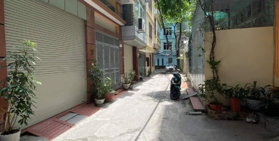 Rẻ vậy sao? nhà phân lô Nguyễn Trãi - ô tô đỗ cửa -kinh doanh tốt