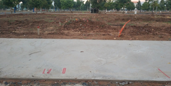 Bán nền đối diện trường học, liền kề trung tâm thương mại, công viên