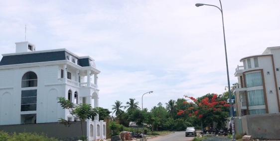 NỀN BIỆT THỰ LỚN 334M2 ĐS 5 KDC LIỀN KỀ HƯNG PHÚ