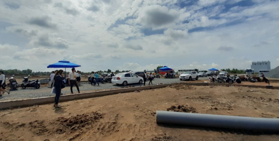 bán đất  quốc lộ 50 mặt tiền đường lớn