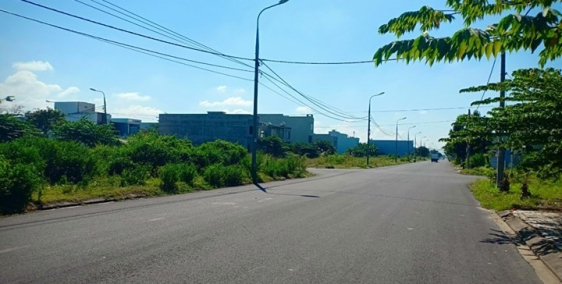 Chị Mai cần bán lô đất quốc lộ 22, Củ Chi, có sổ riêng