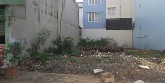 Thanh lý lô đất ngay đường Trần Phú, phường 4, quận 5, chỉ 2.5 tỷ/nền, SHR.