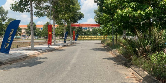 Bán lô đất 125m2 thổ cư mặt tiền đường lớn thích hợp kinh doanh