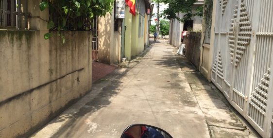 Chính chủ bán 60 m2 đất ở xã Đình Dù, gần ngay UBND xã, giá rẻ. LH: 0976302197