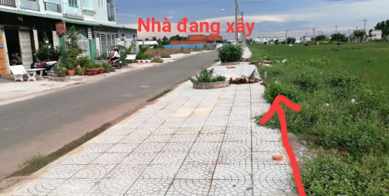 Đất thổ, sổ hồng sẵn tại Trung tâm Tp Vĩnh Long