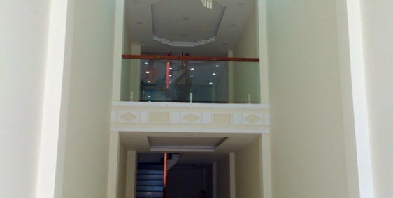 Cho thuê nguyên căn mặt tiền Lê Quang Ðịnh, Quận Bình Thạnh, DT 3x24m