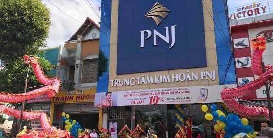 Cho thuê nhà mặt phố Quang Trung – Hà Đông: 160m2, mặt tiền 8m.