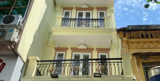 Cho thuê nhà mặt tiền phố Long biên 1  xây mới 5 tầng 1 tum cầu thang máy