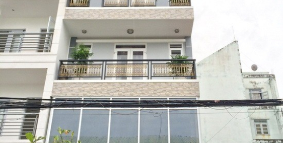 Cho thuê gấp 2 MT Võ Văn Tần - Cao Thắng, Q. 3, 6x20m, 1 hầm, giá 100tr/th