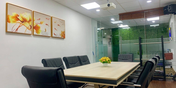 Chuyển nhượng mặt bằng 100m2, tào nhà đường Hoàng Văn Thụ, Phú Nhuận