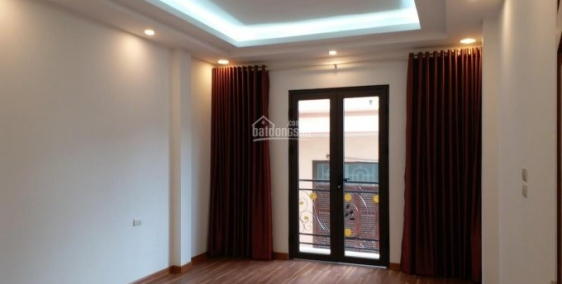 Cần bán gấp CH tập thể Kim Liên giá 1.6 tỷ, 50m2, NT cơ bản, ở luôn