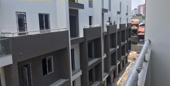 Chính chủ bán nhà phố Ngọc Lâm sdcc 76m2x6 tầng mt 8m KD đỉnh cách Phố Cổ 2km