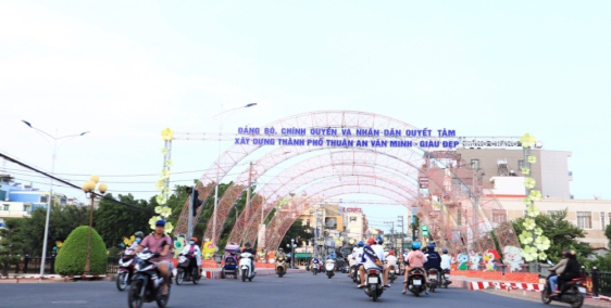 NHÀ PHỐ CAO CẤP SIÊU ĐẸP 1 TRỆT 2 LẦU 4 PHÒNG NGỦ 4 TOLET TẠI TP.THUẬN AN