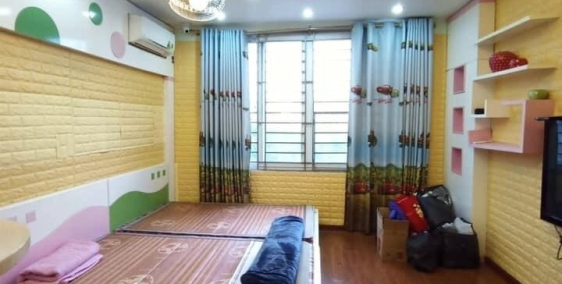 Nhà đẹp sát phố - 52m2x5T – 5.2 tỷ - đắc địa kinh doanh – 3 mặt thoáng – ba gác