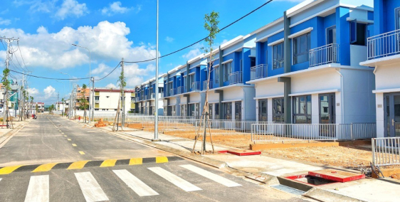 Nhà Mặt tiền Vành Đai 4 dự án Oasis City 1 trệt 1 lầu, đối diện Đại Học Việt Đức