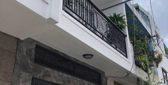 BÁN NHÀ 3m3*13m Huỳnh Đình Hai, đi 2phut tới chợ Bà Chiểu,cho thuê 11trieu/tháng