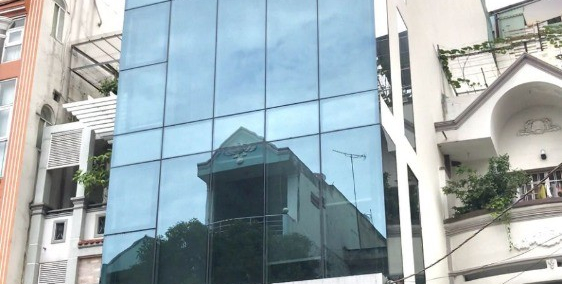 Building Đường D5, P.25, Bình Thạnh, DT: 12x20m, 5 tầng lầu