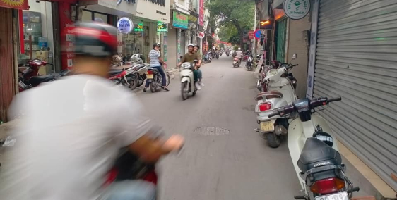 Bán nhà mặt phố lớn Đống Đa,6 tầng  ,giá 5,5 tỷ kinh doanh đỉnh