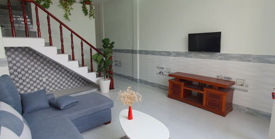 Bán Nhà 1 Trệt 1 Lầu Ngay KCN Tân Đức, Gía 750 Triệu, 64m2 Công Chứng Ngay.