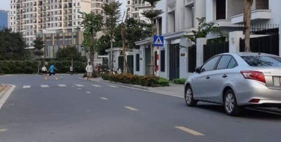 Bán nhà Hà Đông, ô tô tránh, kinh doanh, 72m2, giá 5.2 tỷ. 0906626679