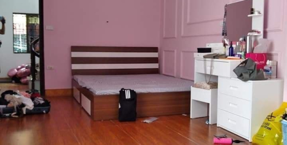 Bán Nhà Mặt Phố Lý Thái Tổ, Hoàn Kiếm 28m2, 3 Tầng, Mặt Tiền 4m, Giá 18.5 Tỷ.